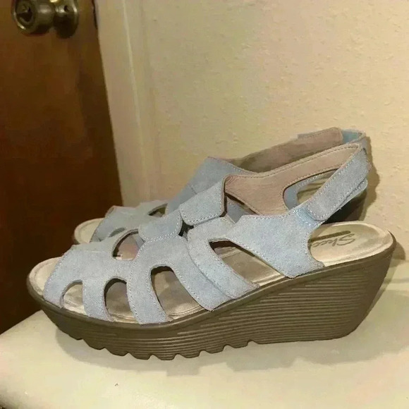 Sketchers sling back wedge heels size 8.5 - Picture 2 of 9